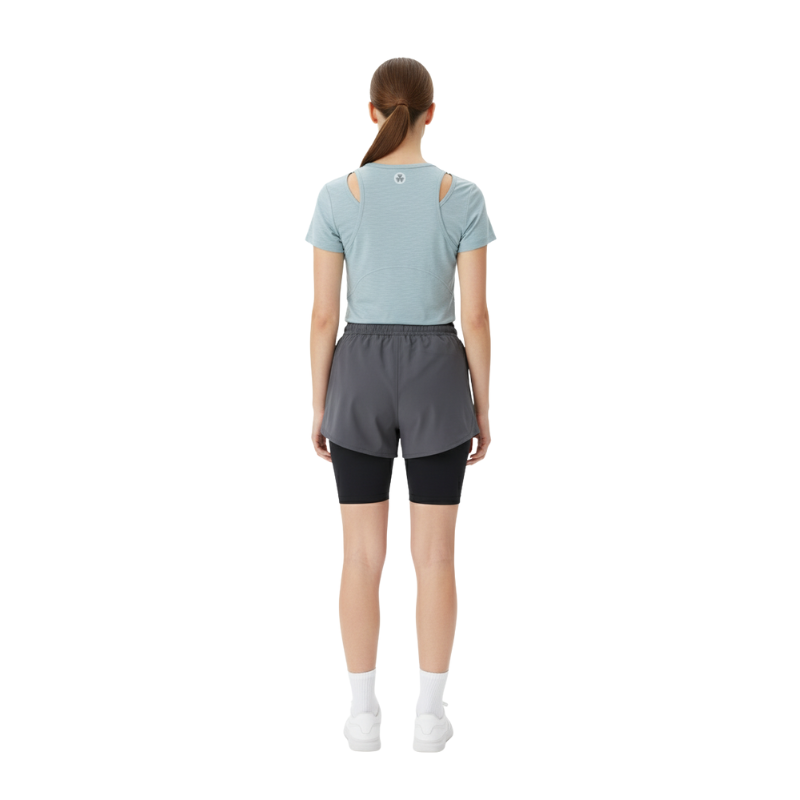 WOMAN ROUND BOTTOM CURVED HEM T SHIRTS