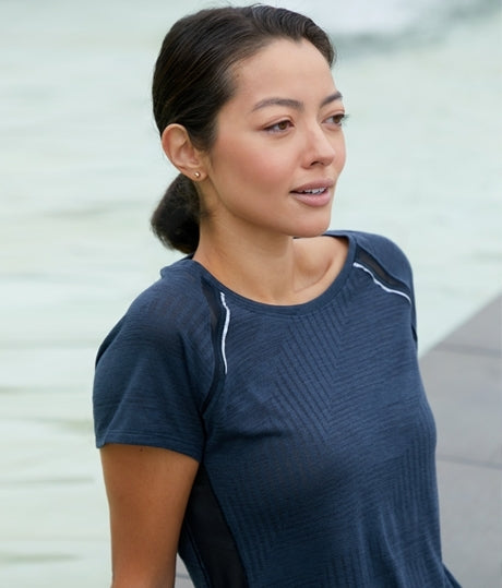 WOMENS ACTIVE TEE WITH RAGLAN SLEEVES